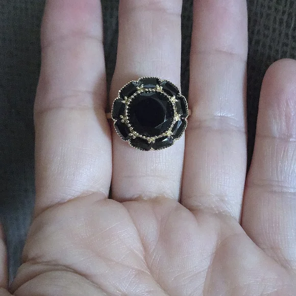 Shivam Black🖤 Onyx Flower🏵 Ring💍 - Picture 6 of 16